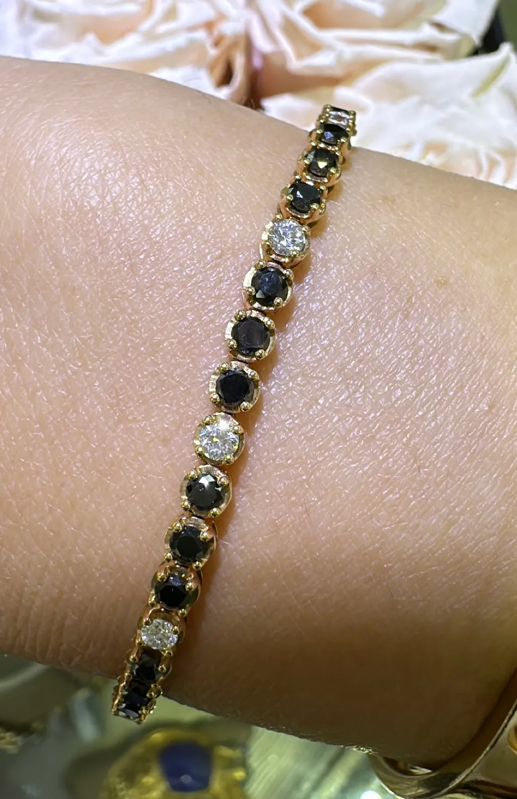 3.40ct tw Black and White Diamond Tennis Bracelet
