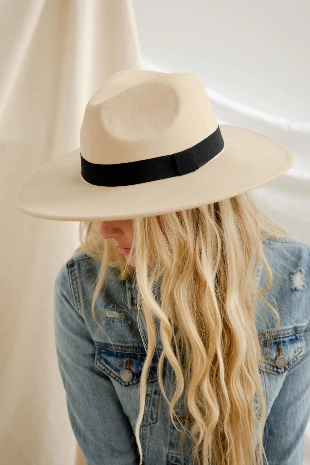 Ada Panama Hat in Beige