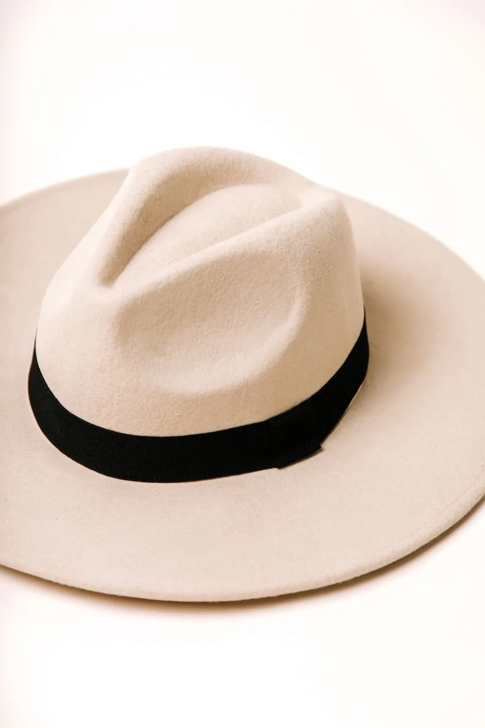 Ada Panama Hat in Beige