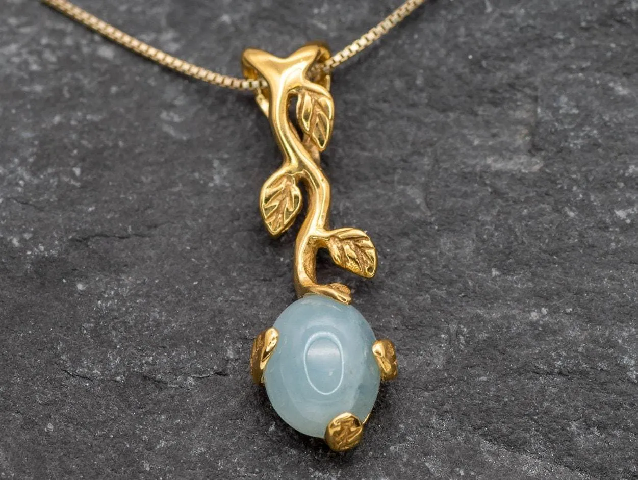 Aquamarine Leaf Pendant - Natural Aquamarine Necklace, Gold Aquamarine Pendant