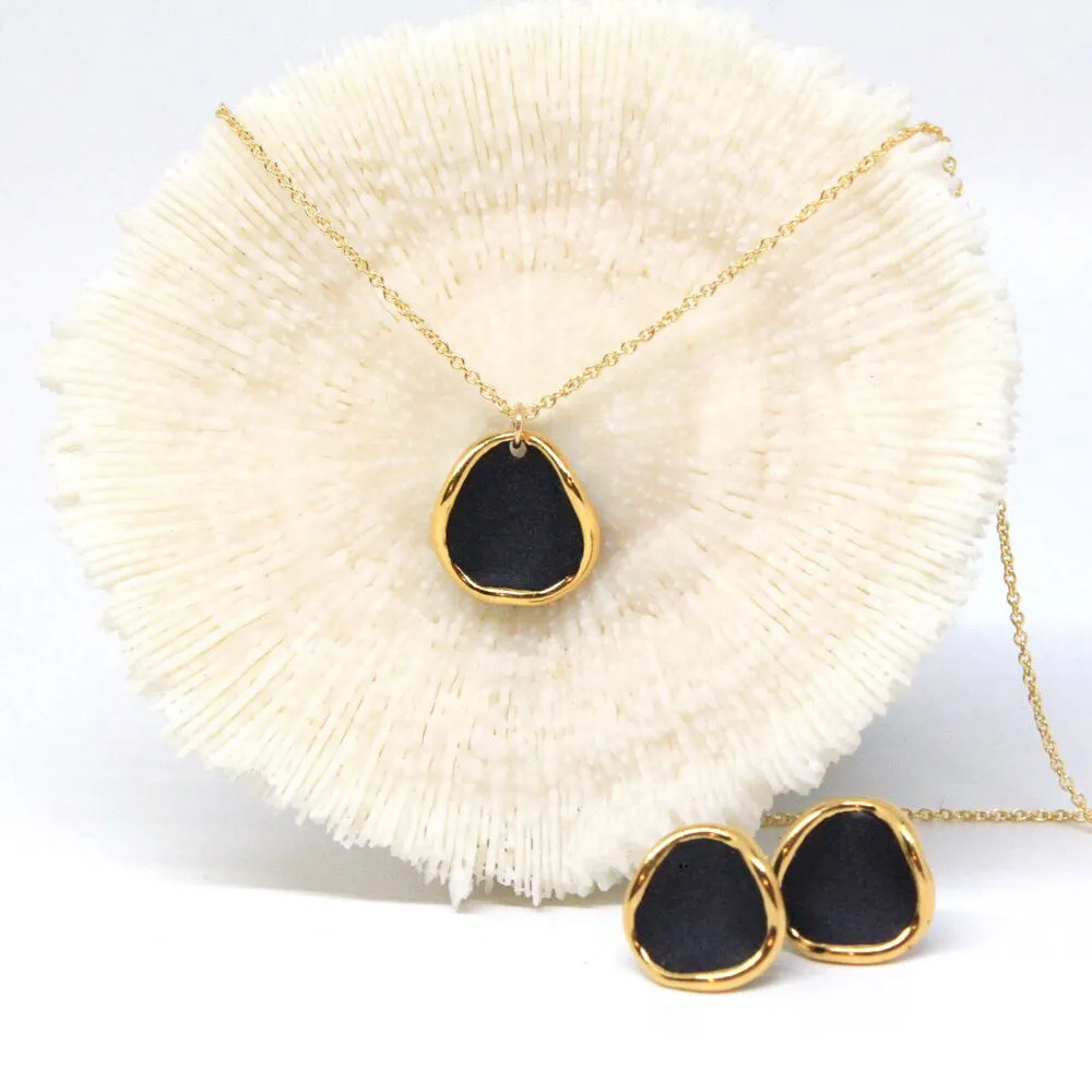 Coral Reef Earrings: Black