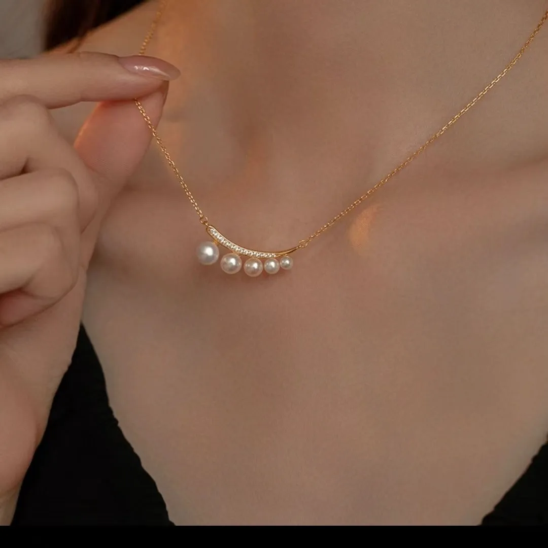 Crescent Moon Pearl Gradient Necklace