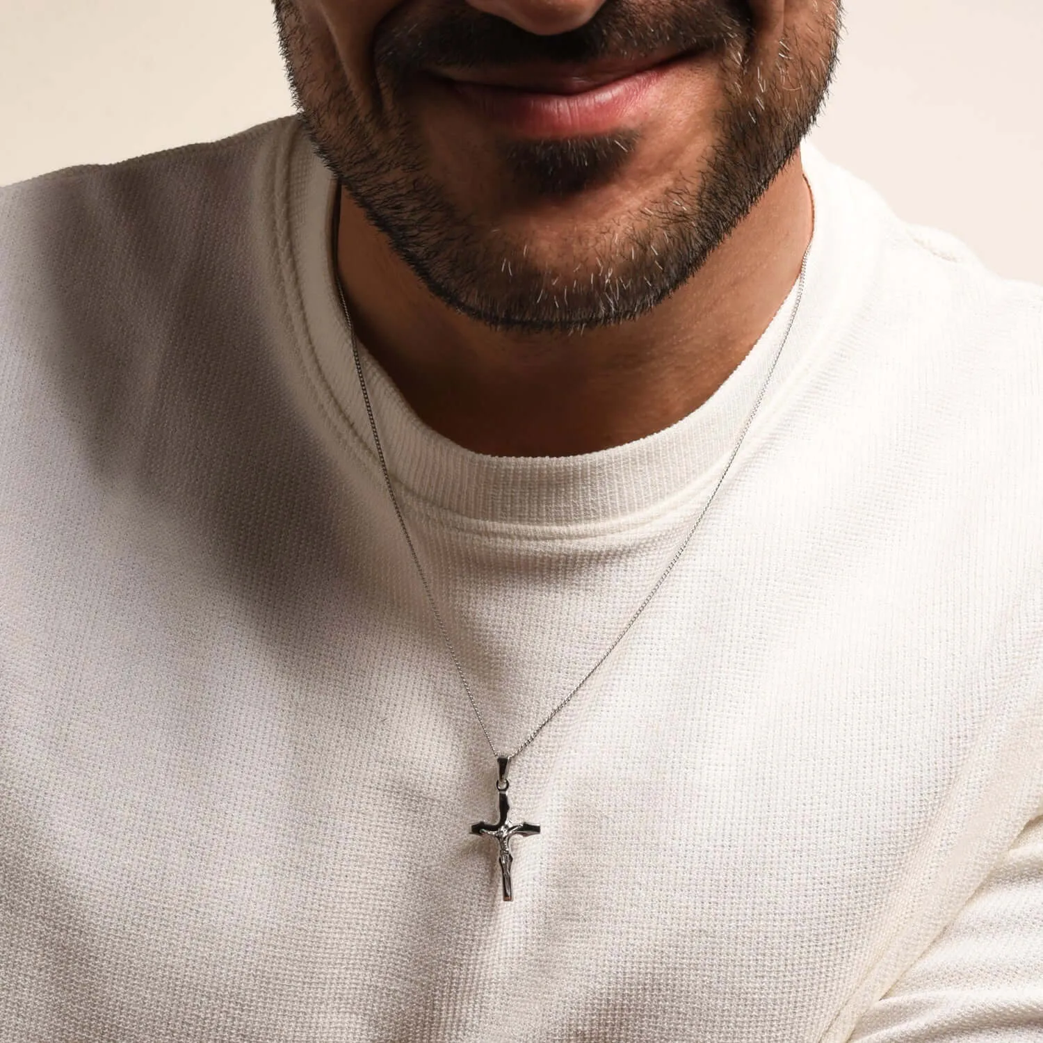 CRUCIFIX PENDANT - SILVER