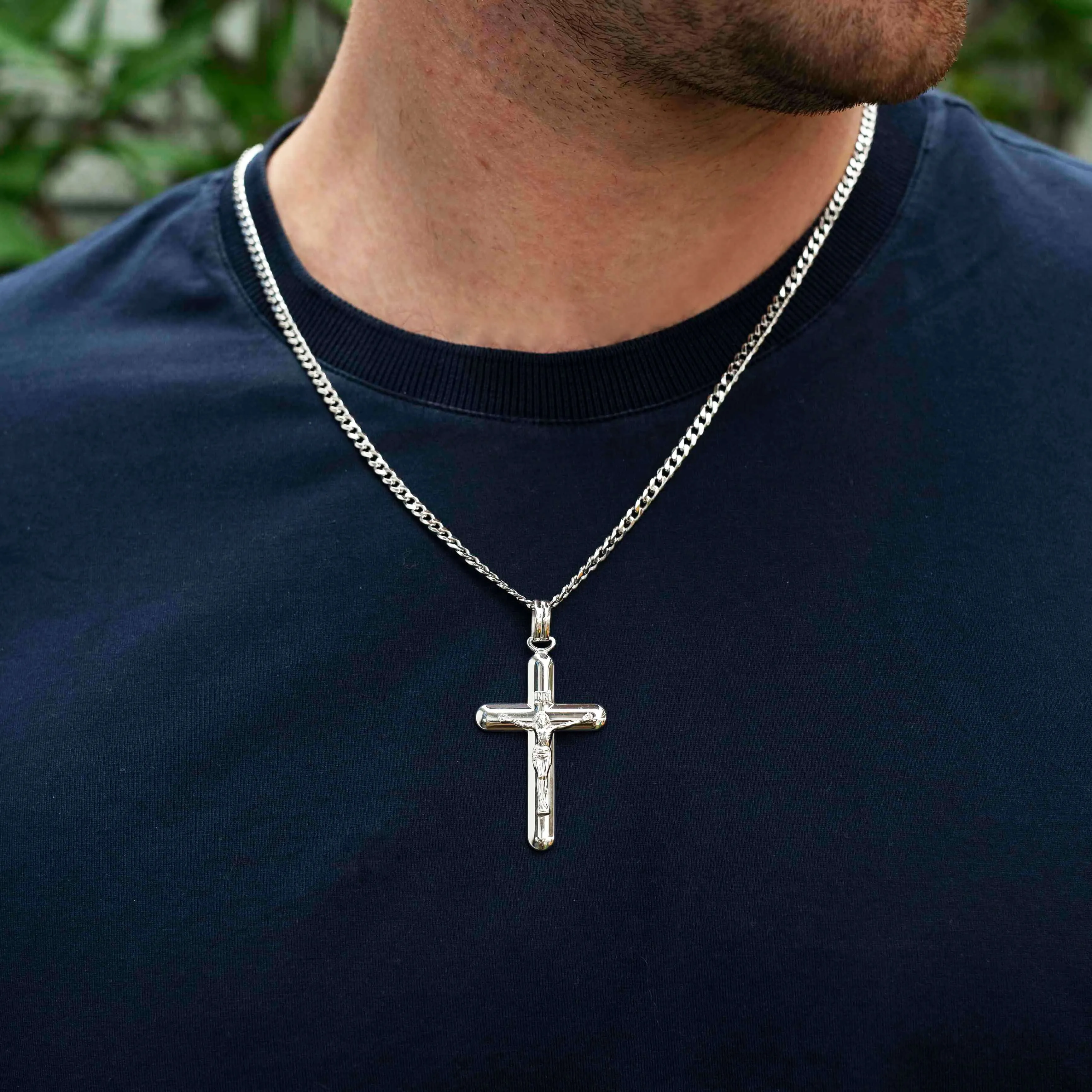 CRUCIFIX PENDANT - SILVER