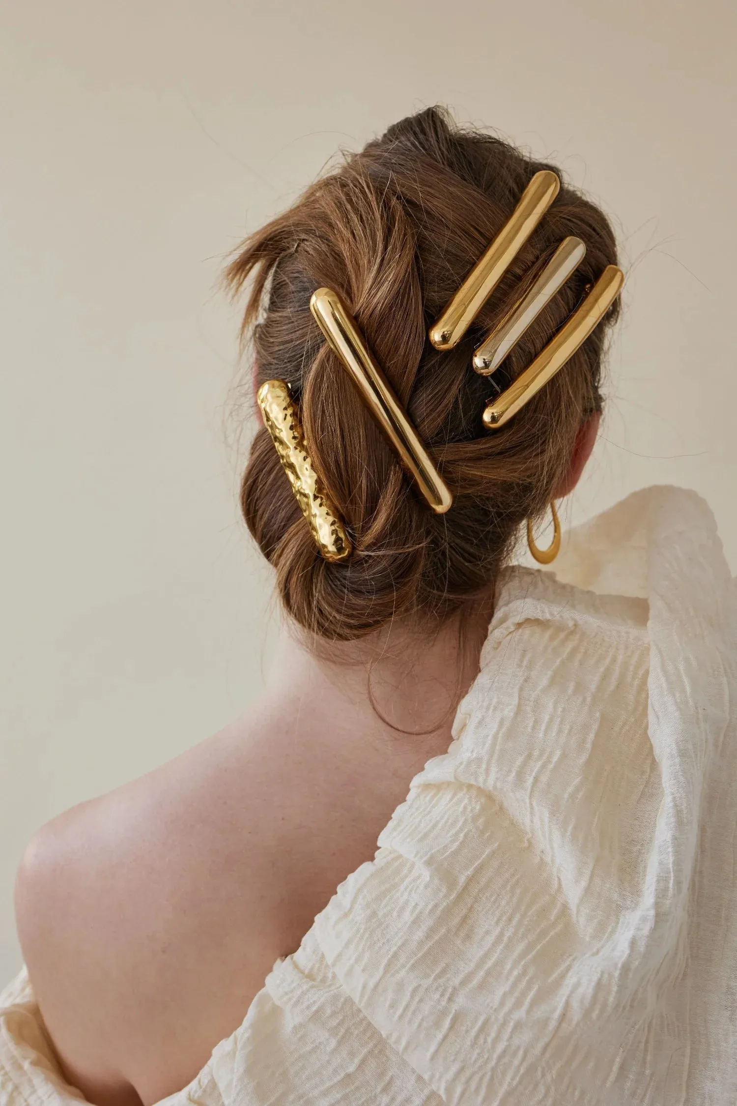 Elongated Bar Barrette