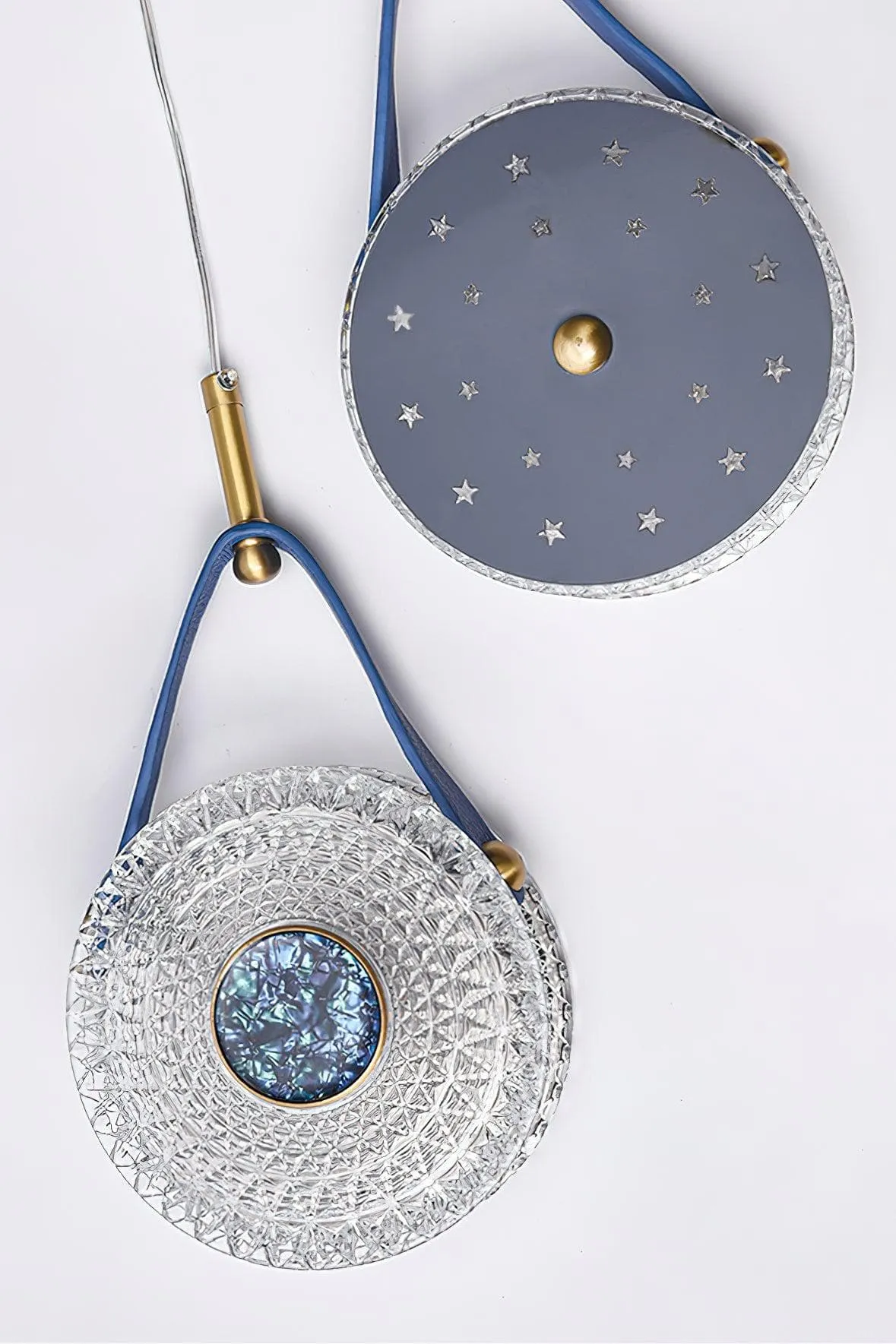 Gong pendant lamp