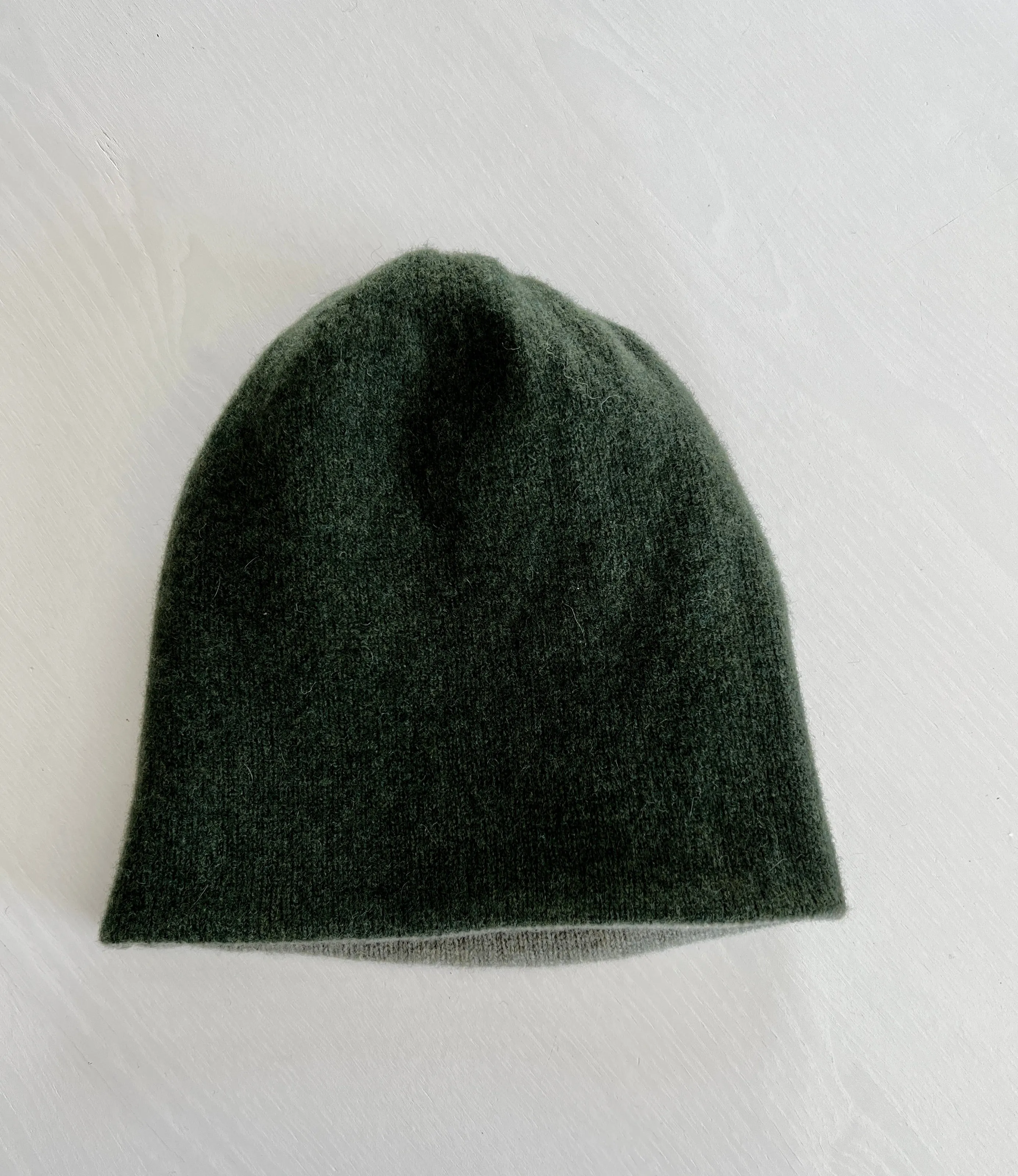 Hat - Reversible beanie hat soft lambswool