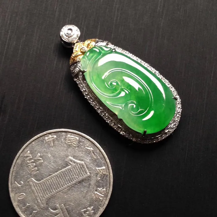 Natural Jade Pendant Jadeite Gold Ruyi Pendant PT478