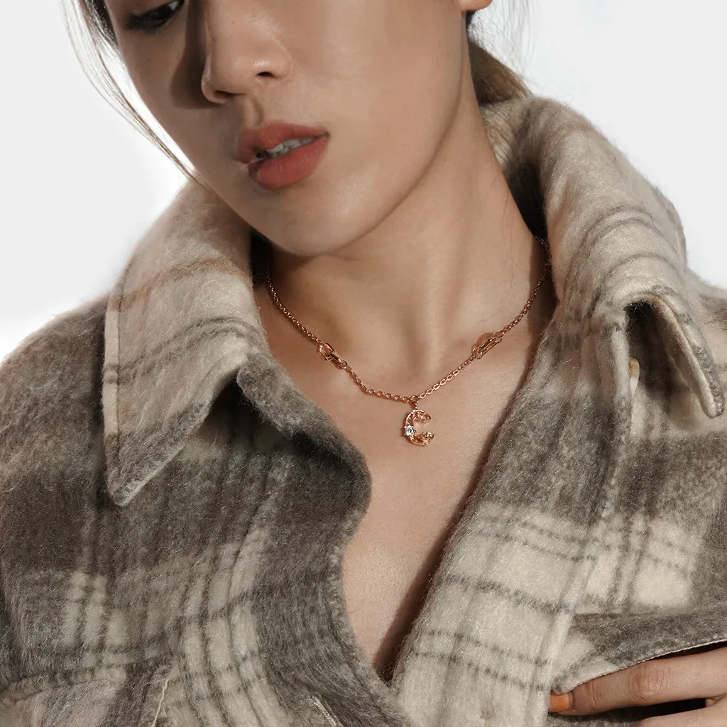 New Alphabet C Necklace [Champagne/White gems]