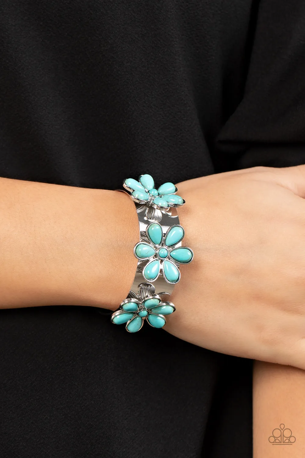 Open Door Jewelry - Desert Flower Patch - Blue Bracelet - Paparazzi Accessories