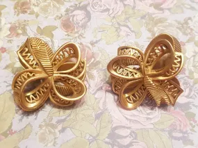 Oscar de La Renta Earrings Clip On Gold Bow