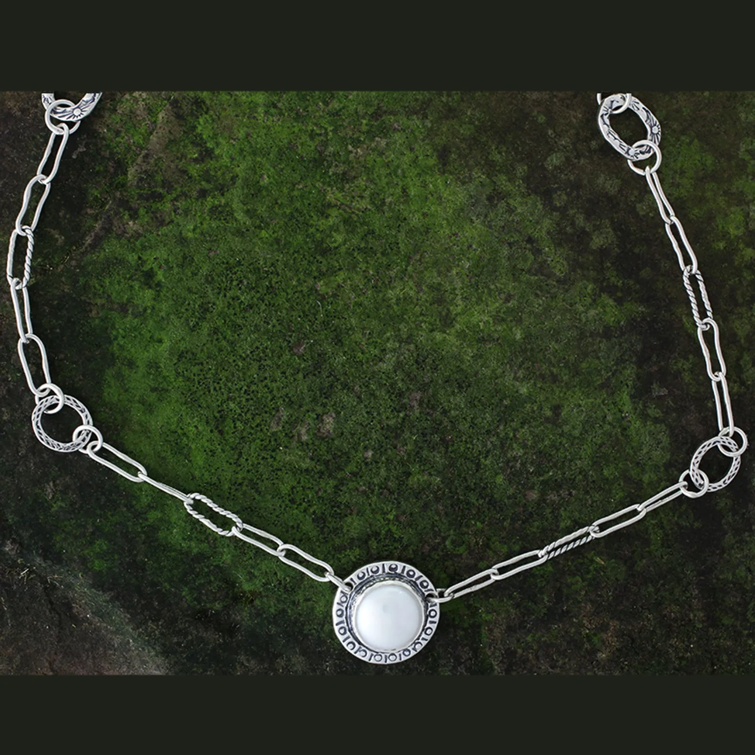 Pearl Necklace with Back Piece