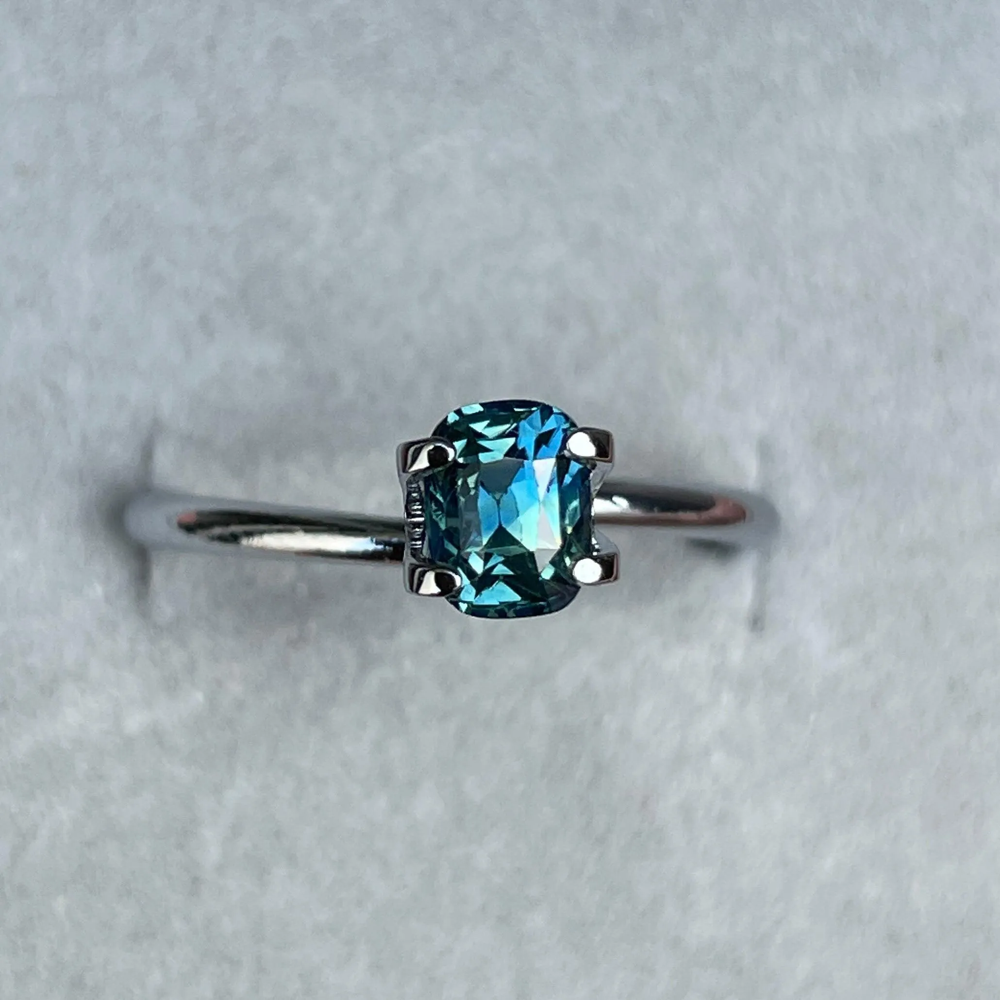 Teal Sapphire – 1.18 Cts - cushion - Blue/Green Sapphire - Natural Colour - Rare Colour - Natural Gemstone