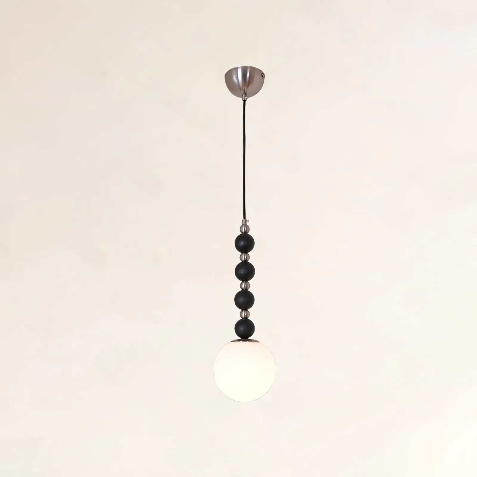 Vertical Walnut Balls Pendant Lamp