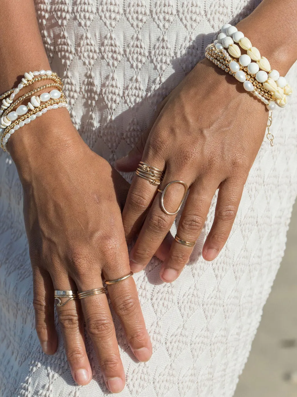 White Turquoise Pikake Flower Bead Bracelet - Hakumele