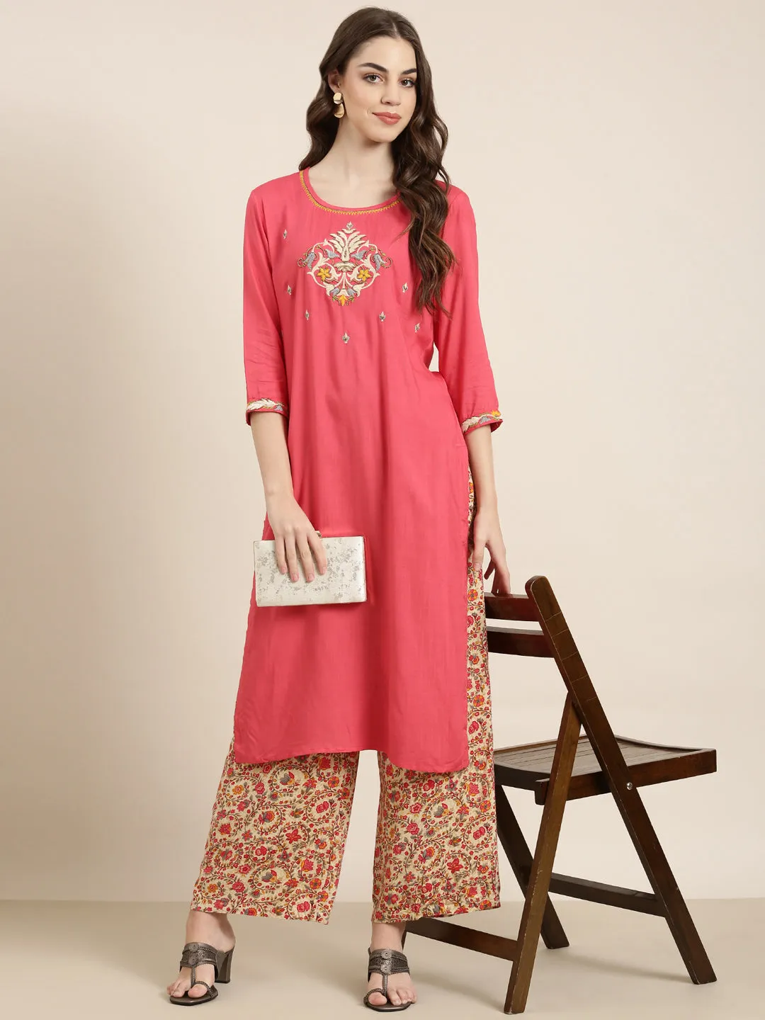 Women Coral Solid Kurta Set