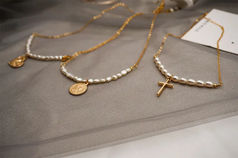 Women's Pearl Chain Necklace with Pendant